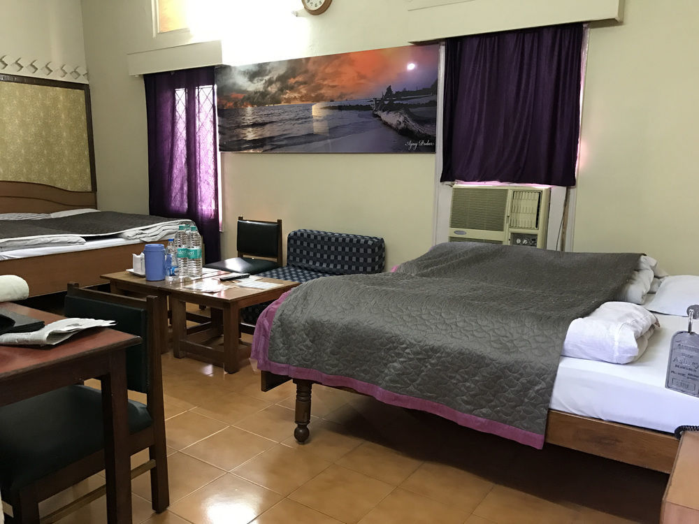 Hotel Ashrey Ντεχραντούν Εξωτερικό φωτογραφία
